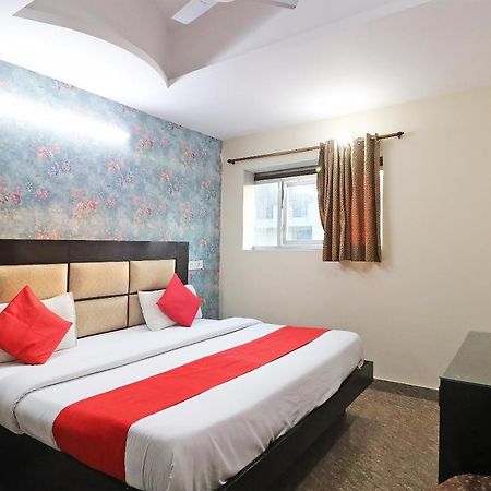 Hotel Westend Holiday Home 5 Mint From Nizamuddin Railway Station New Delhi Luaran gambar