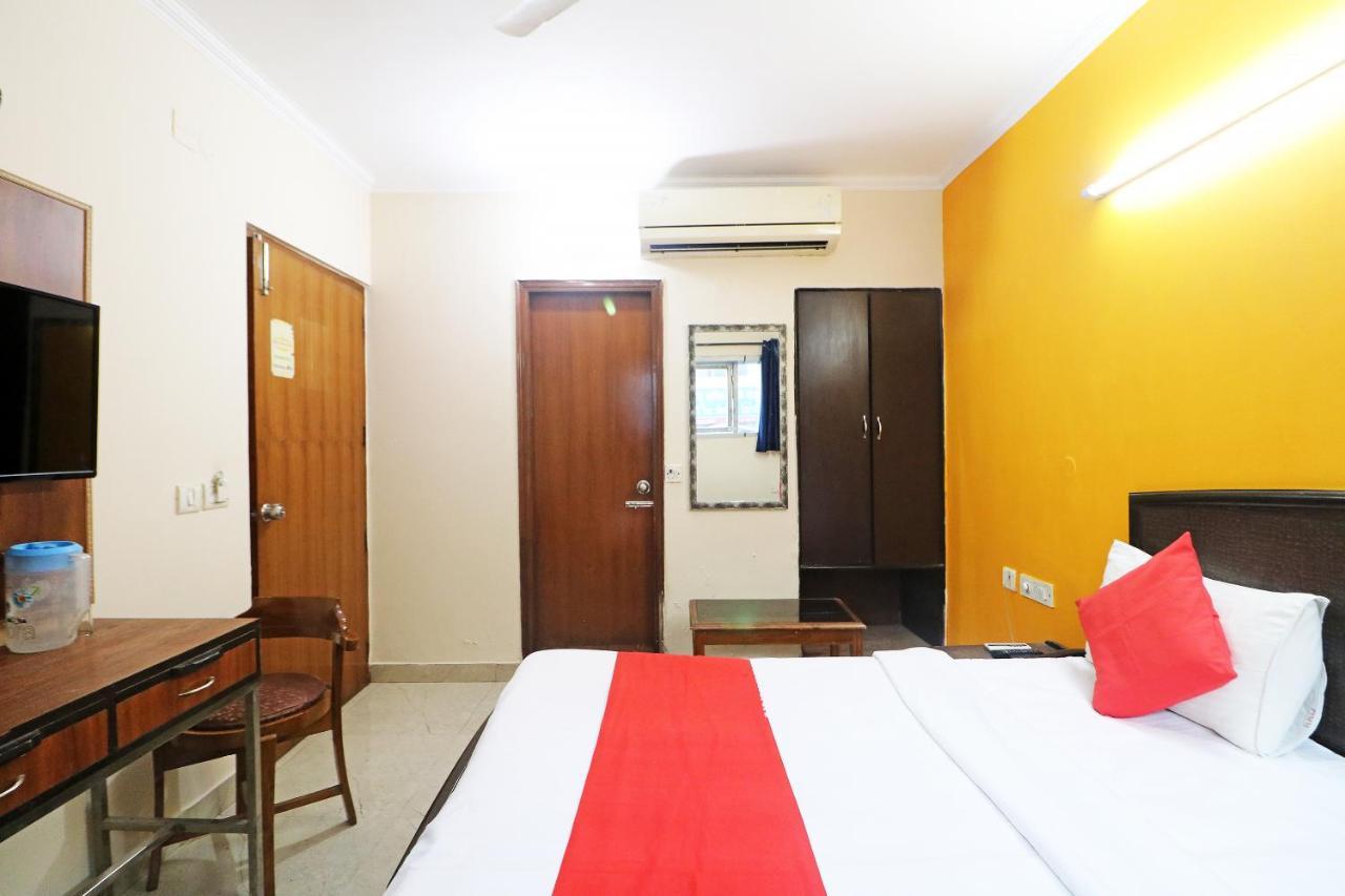 Hotel Westend Holiday Home 5 Mint From Nizamuddin Railway Station New Delhi Luaran gambar